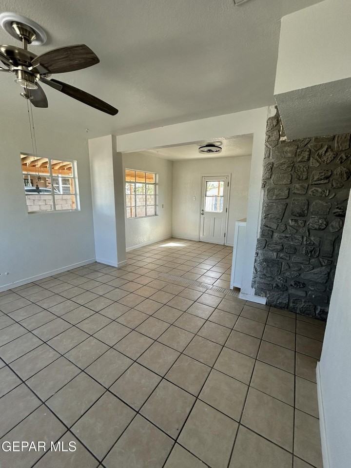 7867 Juliet Way - Photo 4 of 12