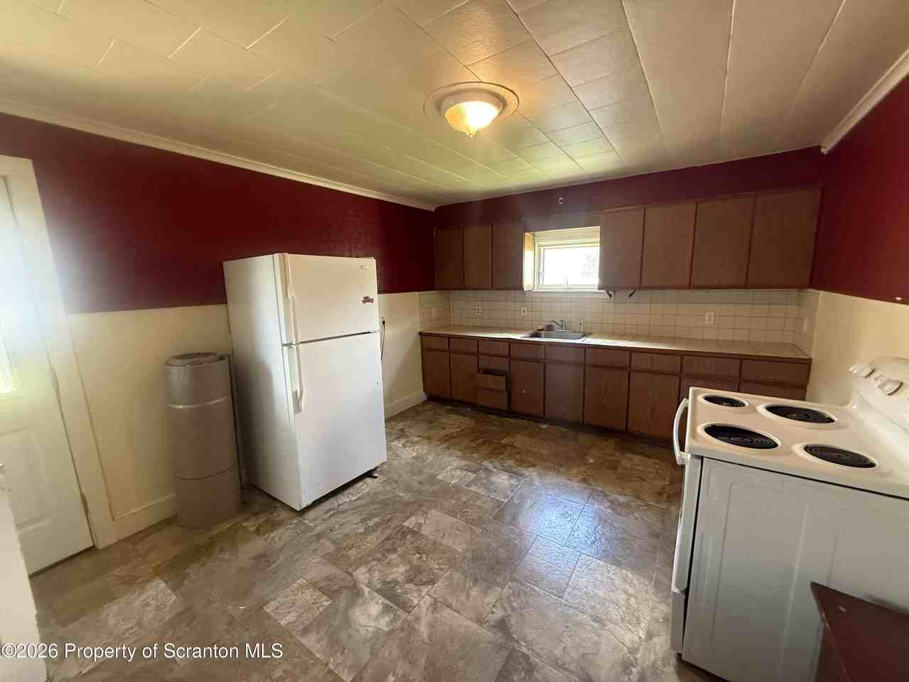 1315 Farr St #2 - Photo 3 of 6