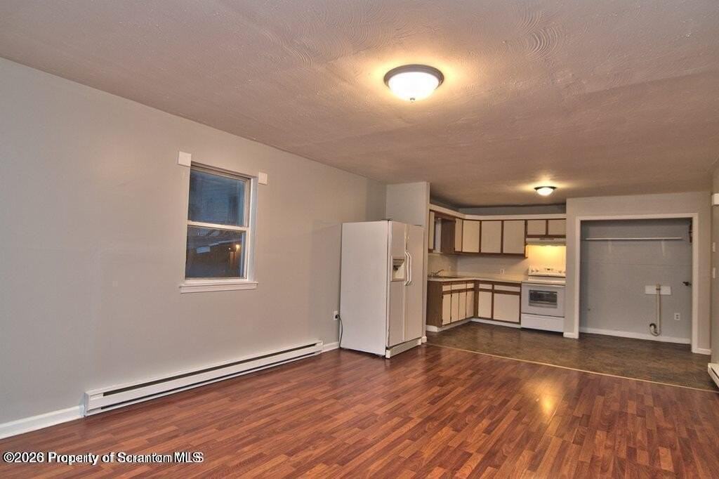1418 N Main (Apt B) Street - Photo 2 of 26