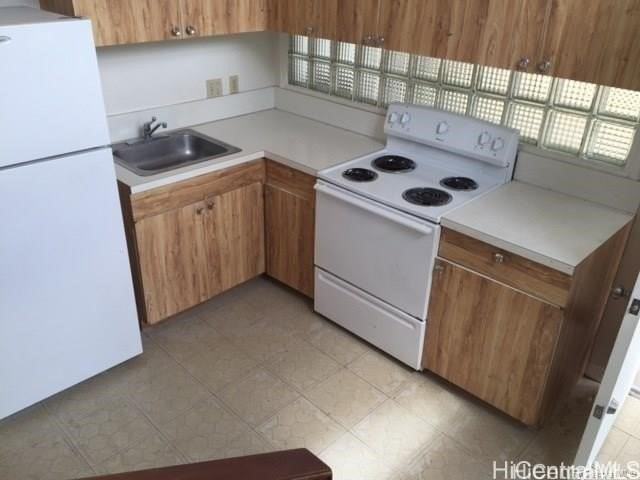 2140 Mauna Pl #A - Photo 3 of 10