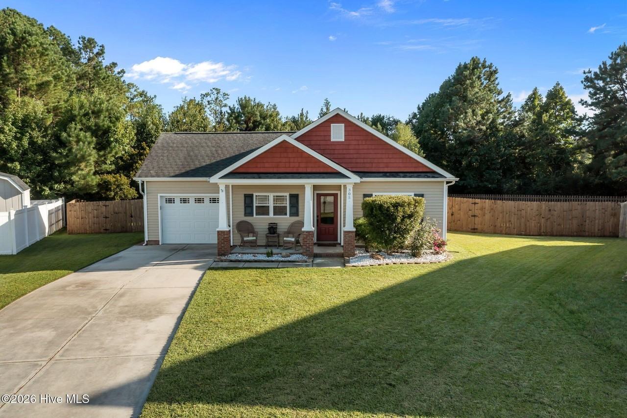 305 Battery Park Ln - Photo 2 of 42