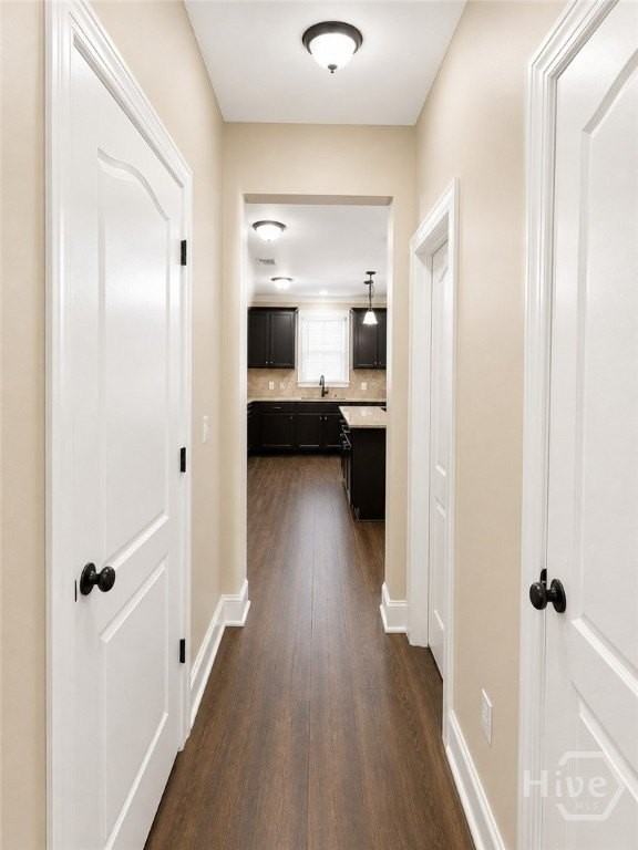 145 Laguna Way - Photo 4 of 26