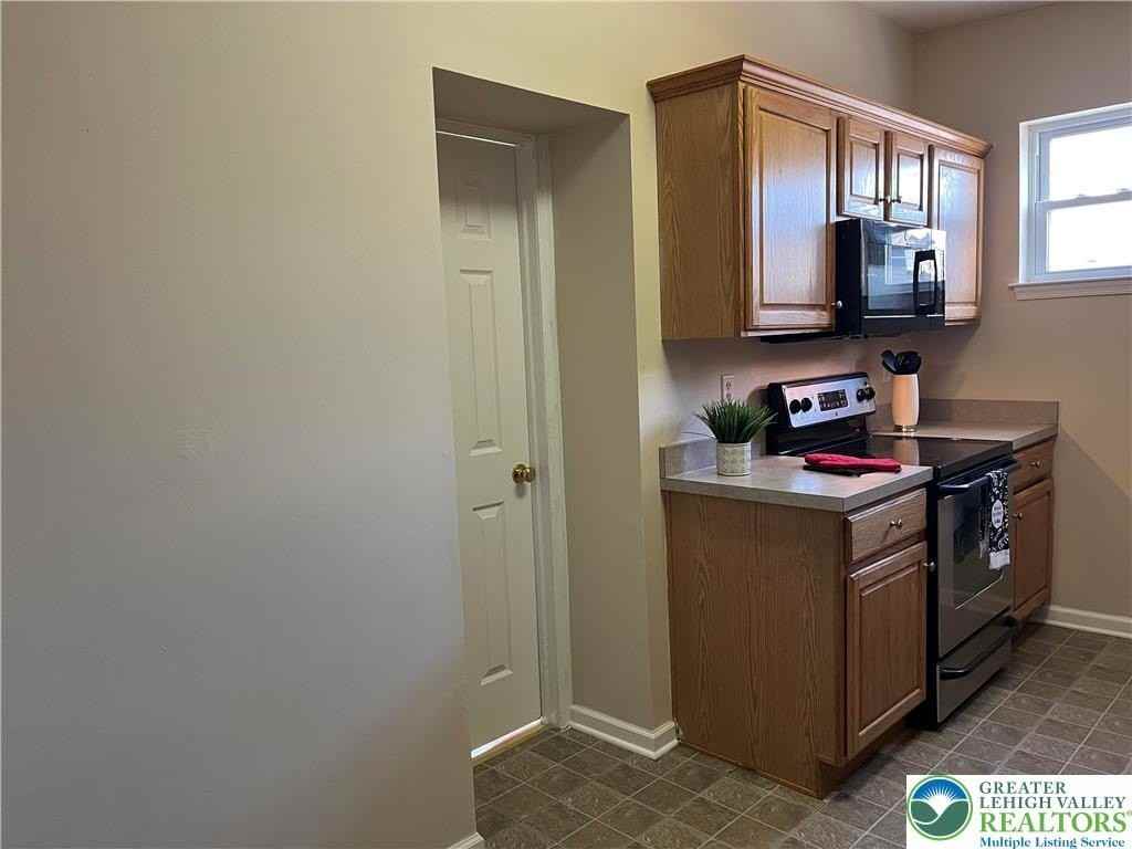113 N West St #2 - Photo 5 of 25