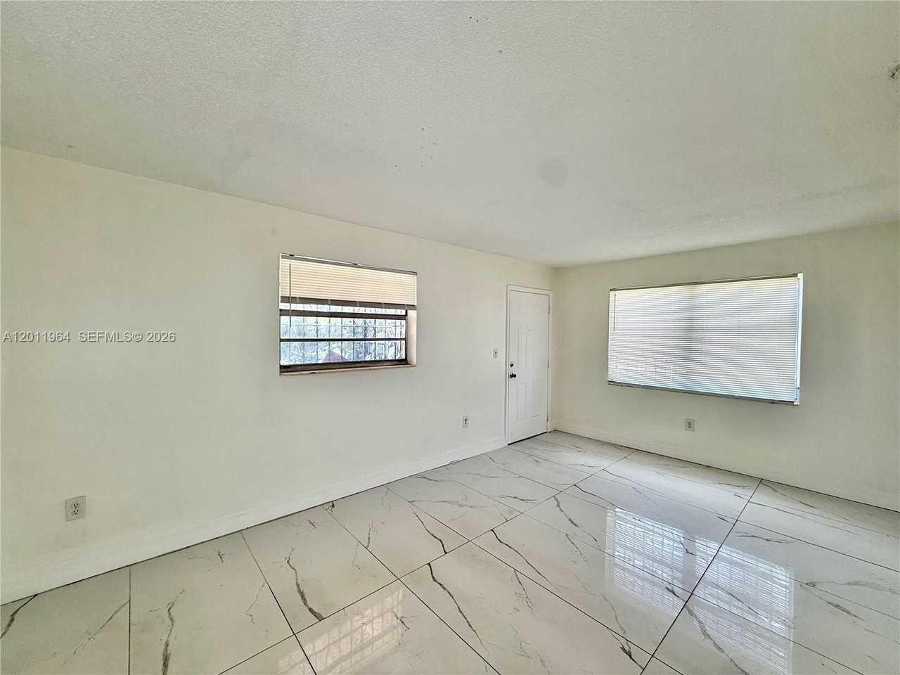 950 Nw 109th St #950 - Photo 2 of 15