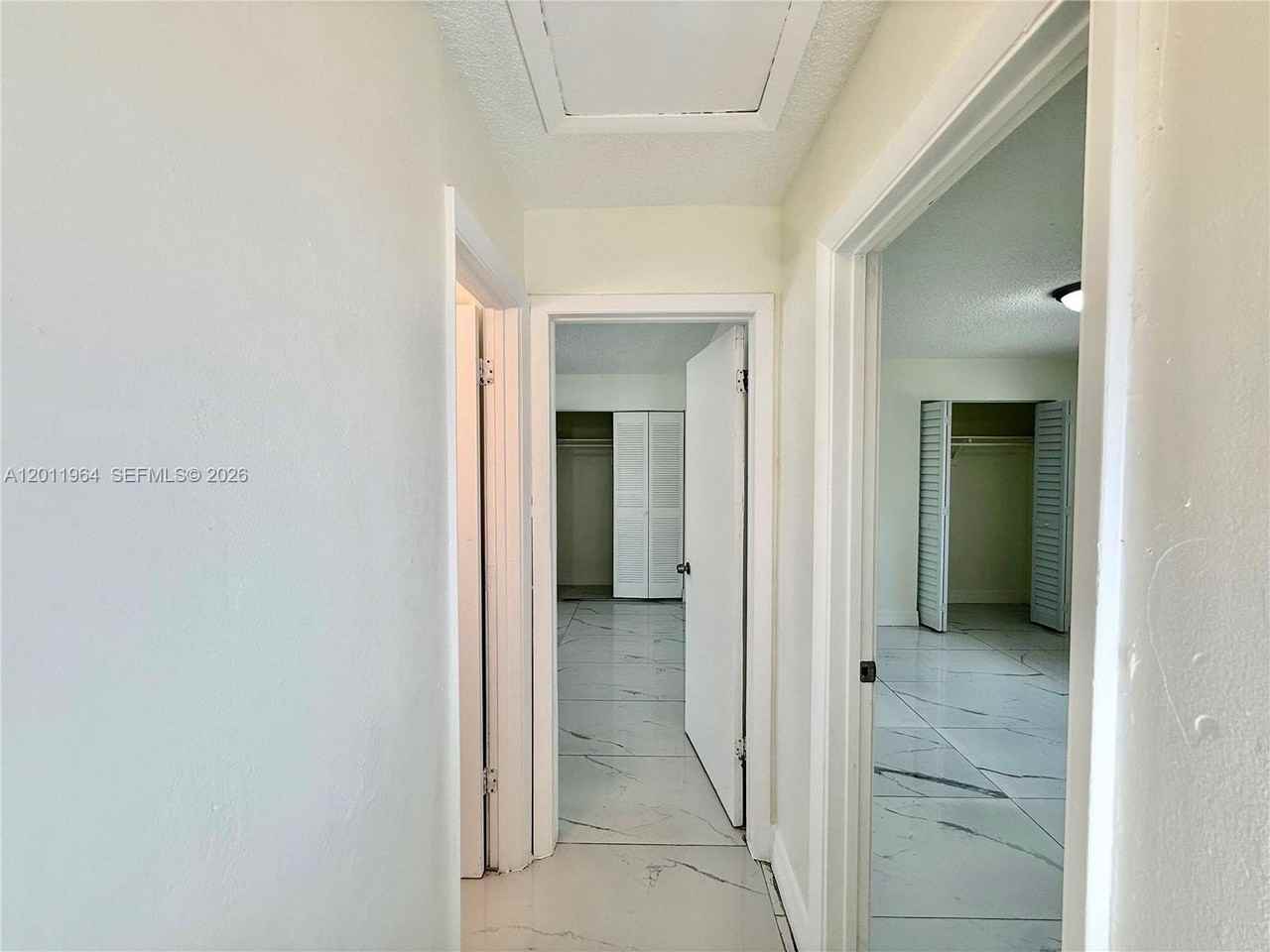 950 Nw 109th St #950 - Photo 5 of 15