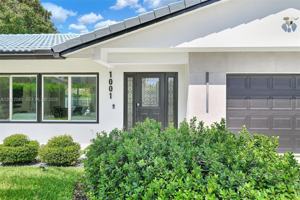 featured image of 1001 Nw 4th Ct