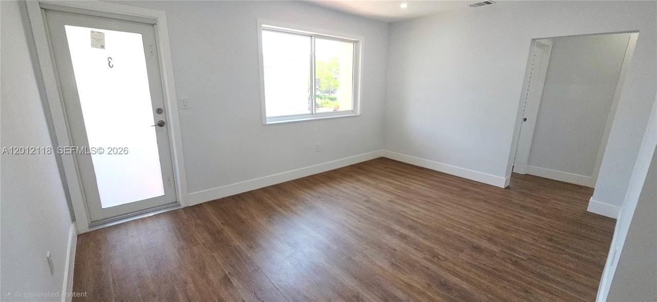 2355 Sw 27th St #3 - Photo 6 of 23