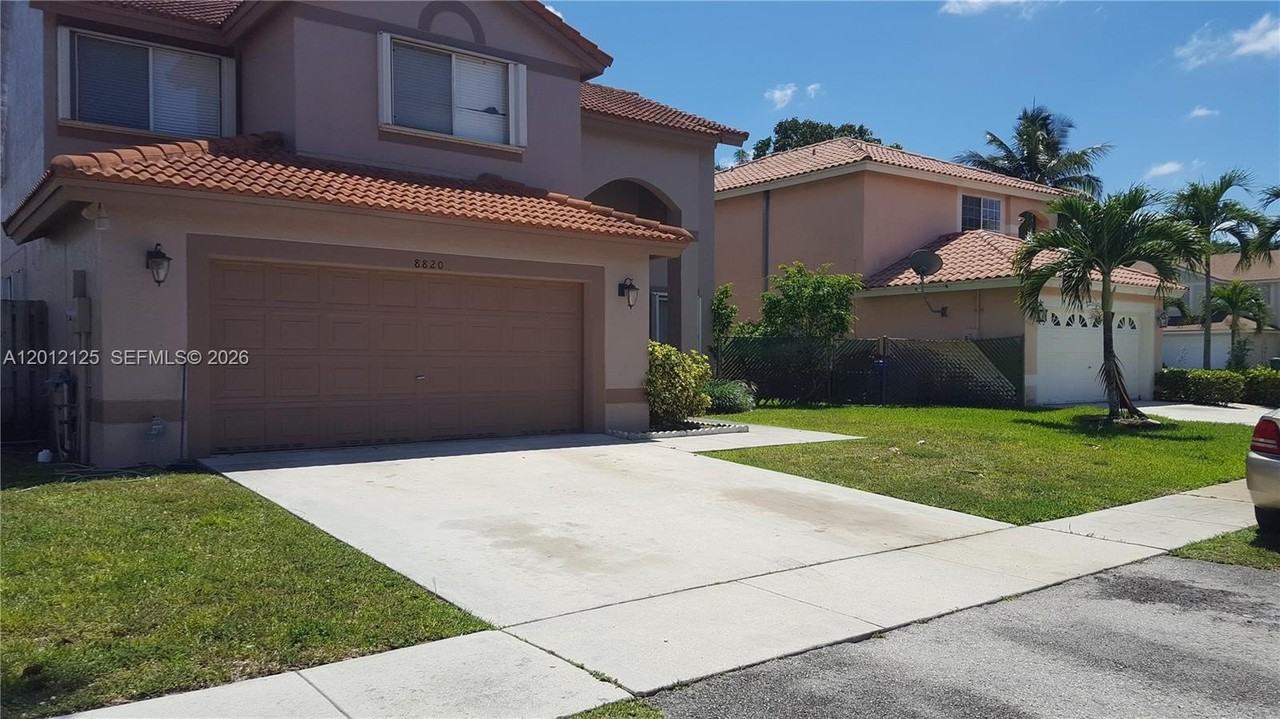 8820 Sw 13th St