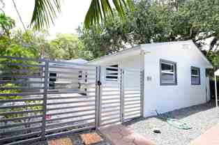 3050 Virginia St #FRONT - Photo 1 of 1