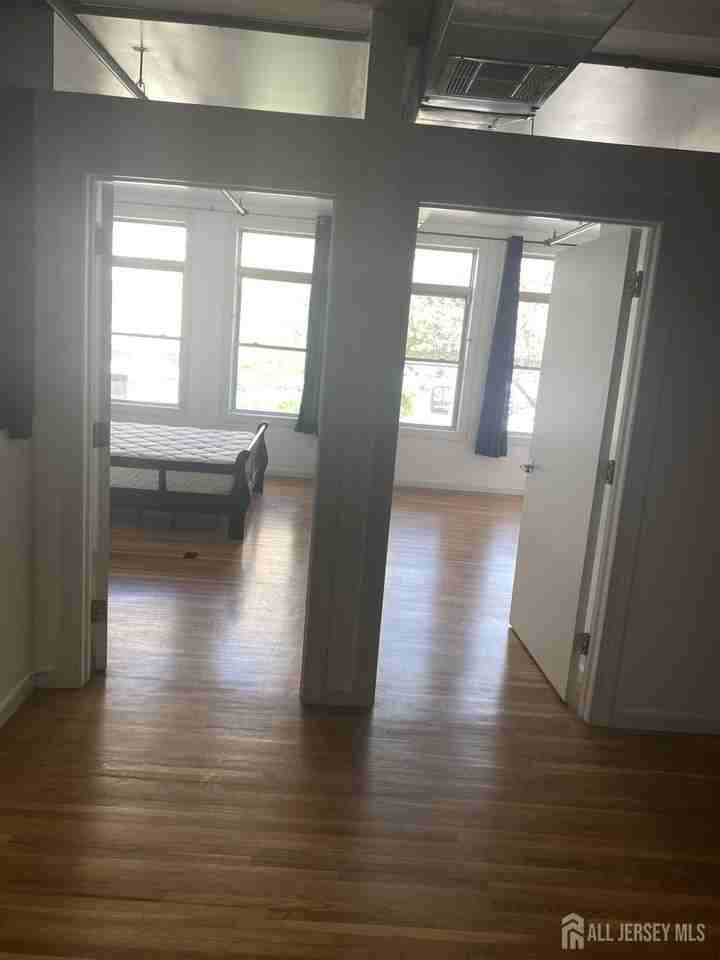 378 George St #201 - Photo 6 of 10