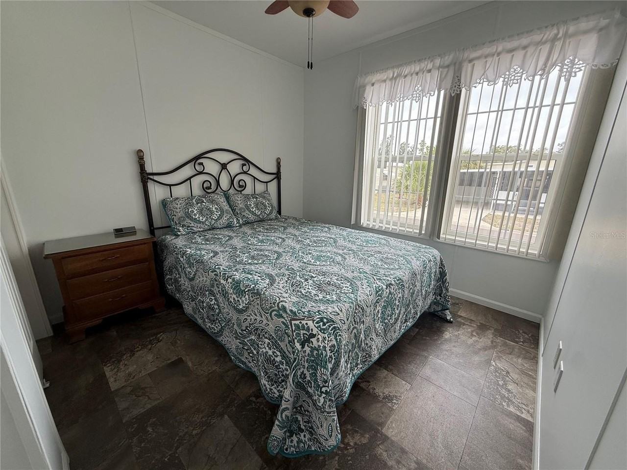 3 Date Ave - Photo 2 of 13