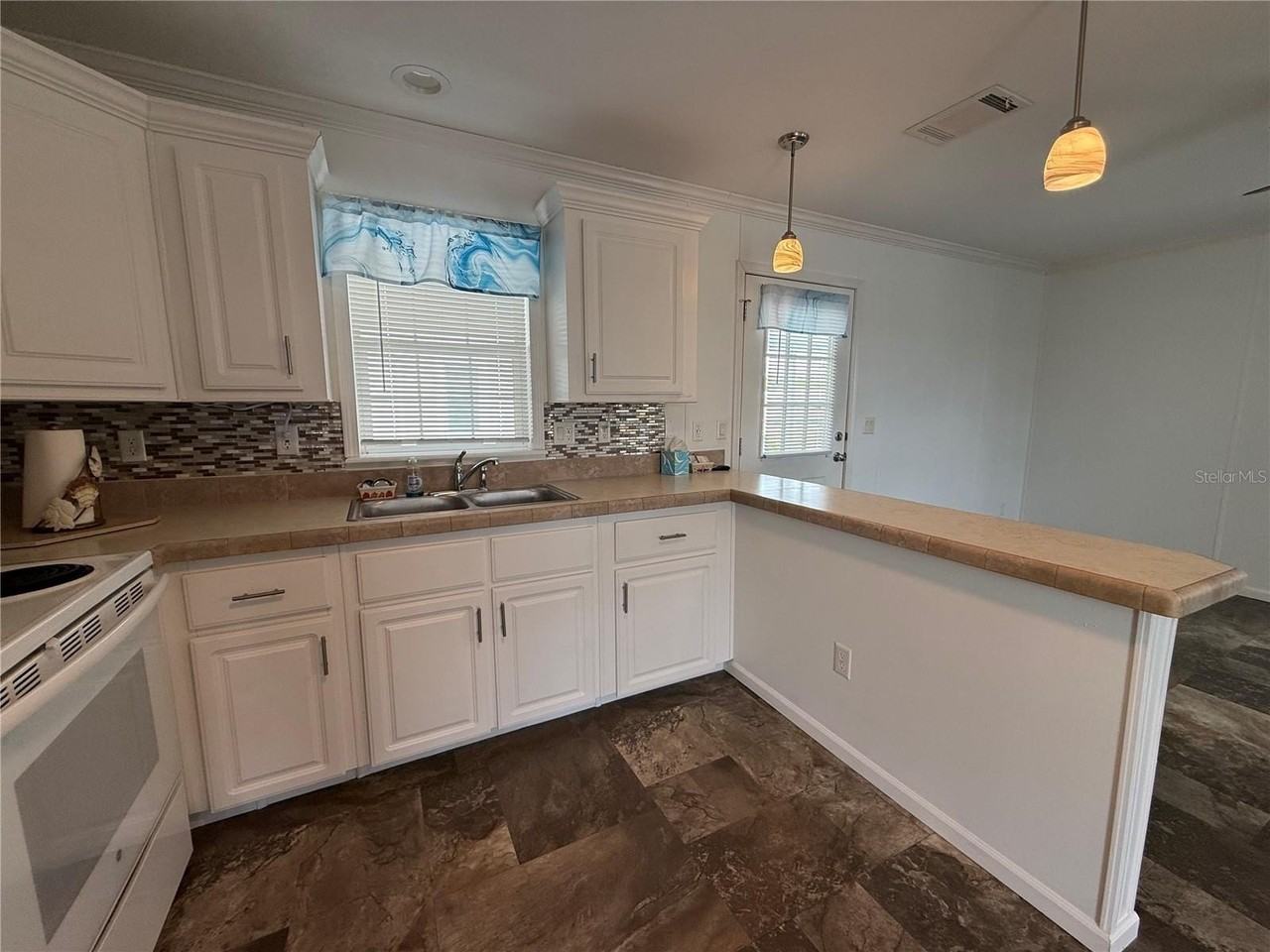3 Date Ave - Photo 7 of 13