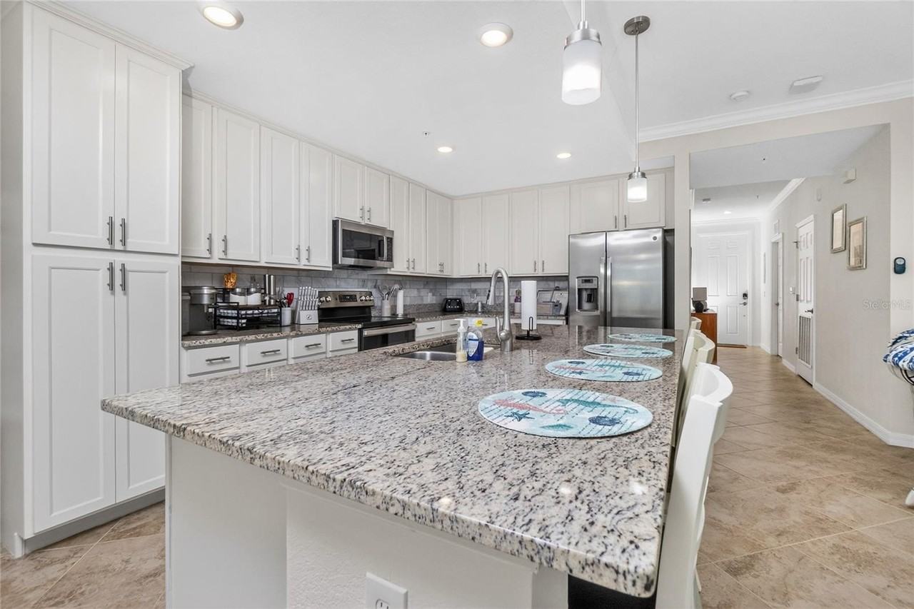 14081 Heritage Landing Blvd #232 - Photo 4 of 38