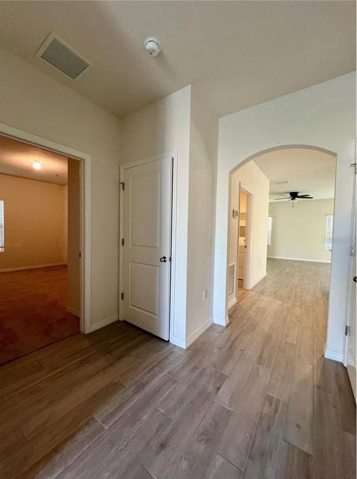 6032 Sw 84th St - Photo 6 of 28