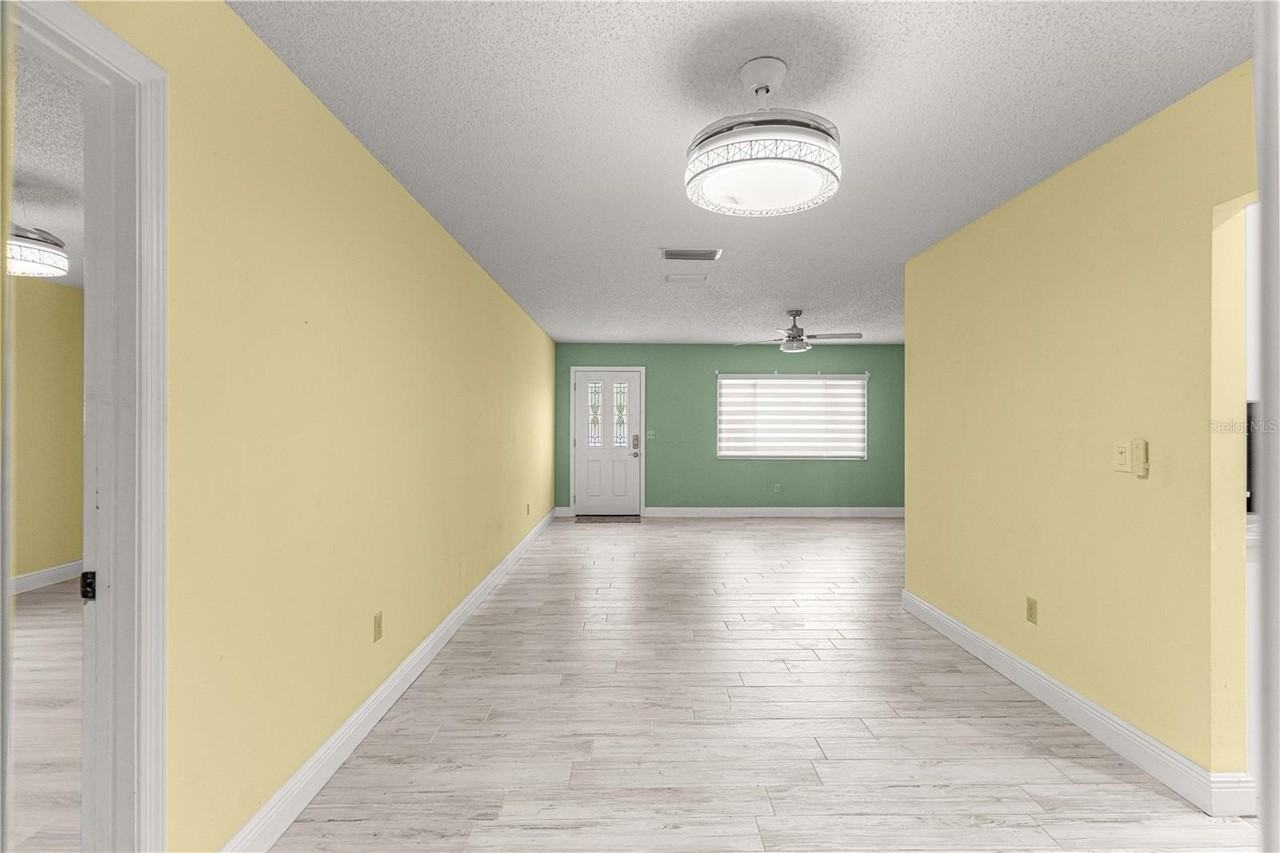 8470 Sw 107th Pl - Photo 4 of 45