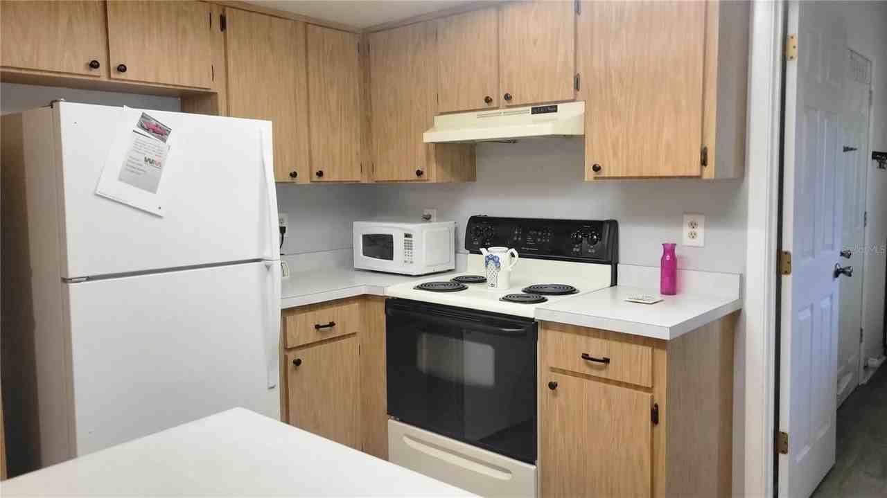 10782 Sw 78th Ct - Photo 4 of 11