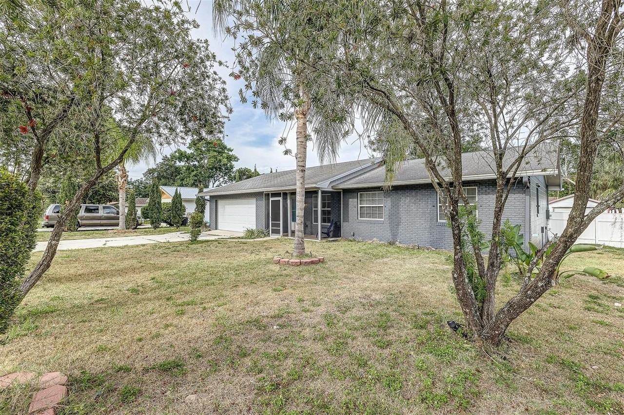 408 Lake Ned Rd - Photo 2 of 23