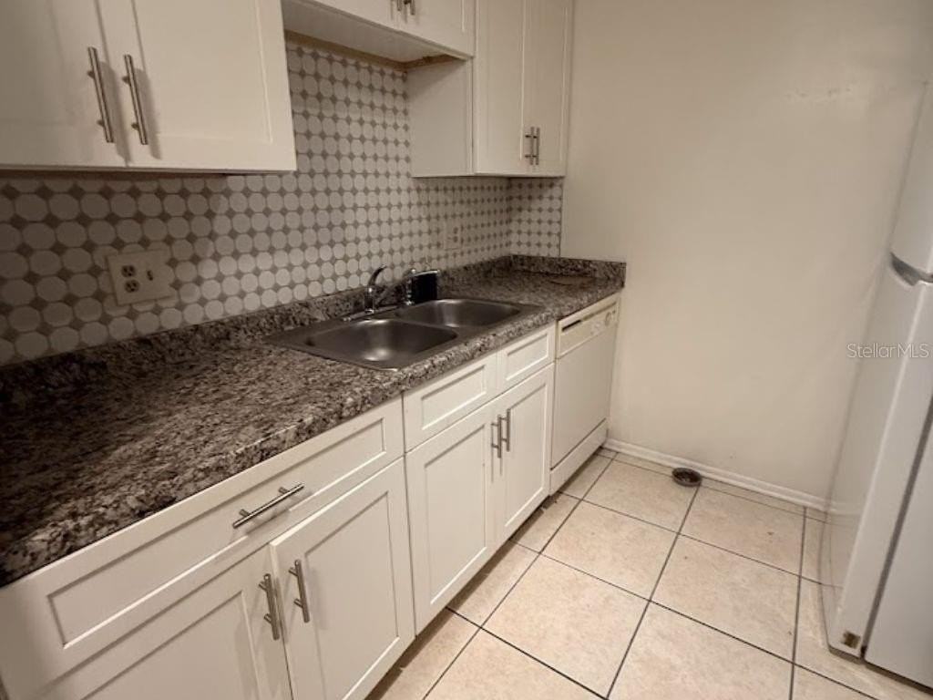 4818 S Semoran Blvd #503 - Photo 2 of 15