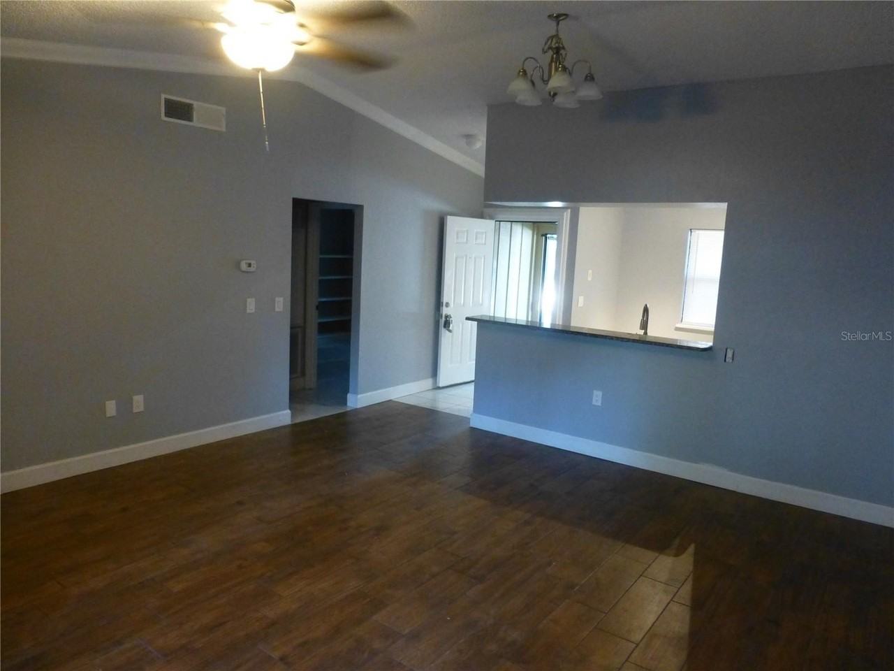 1890 Wolford Rd #5 - Photo 7 of 29