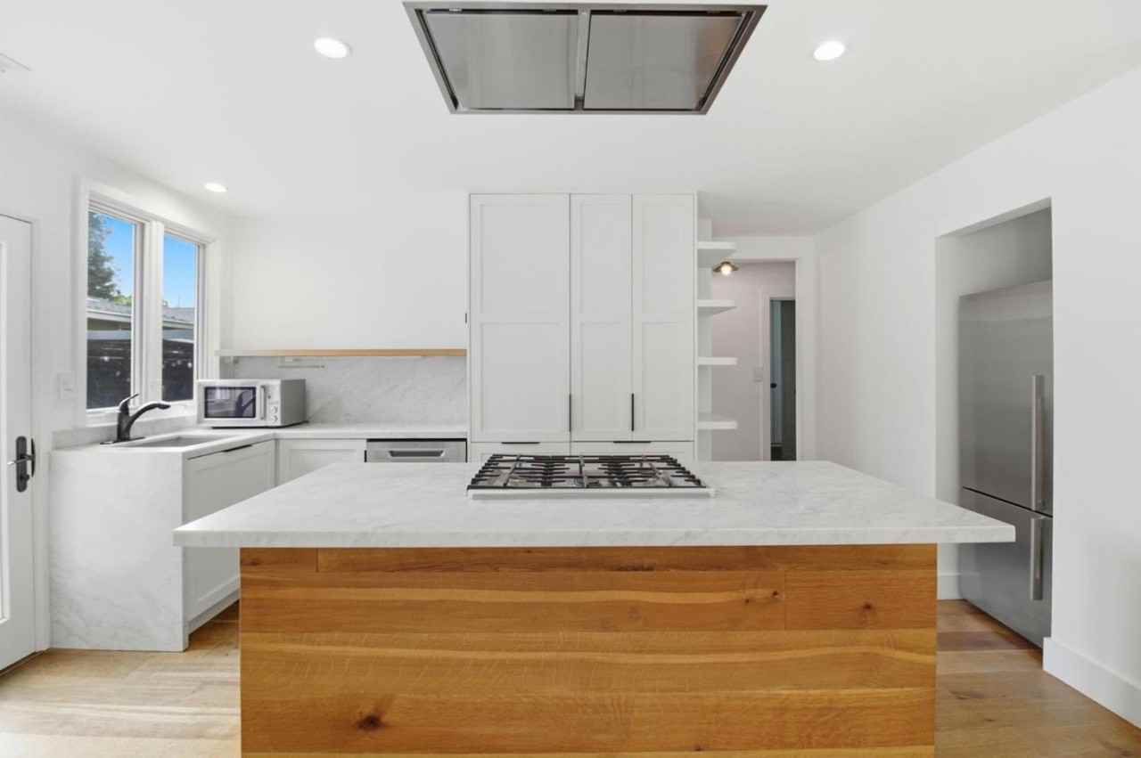 Poplar Ave - Photo 5 of 27