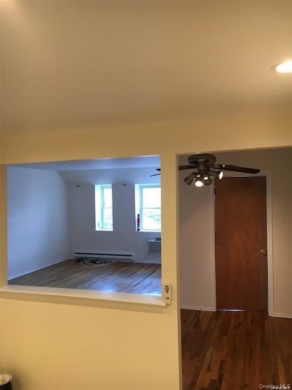 4160 Little Neck Pkwy #3 - Photo 3 of 8