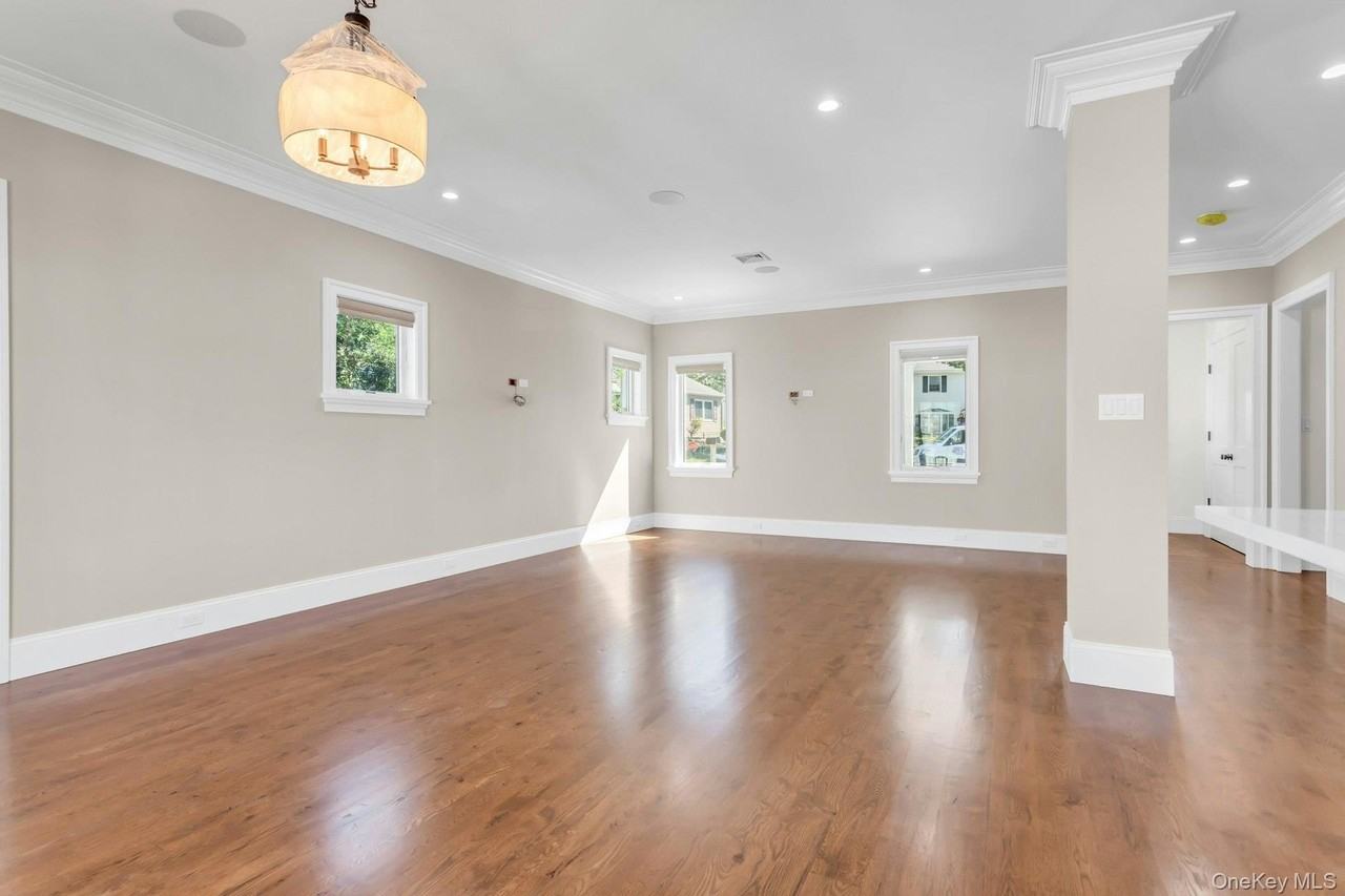 7 Bud Ct - Photo 7 of 28
