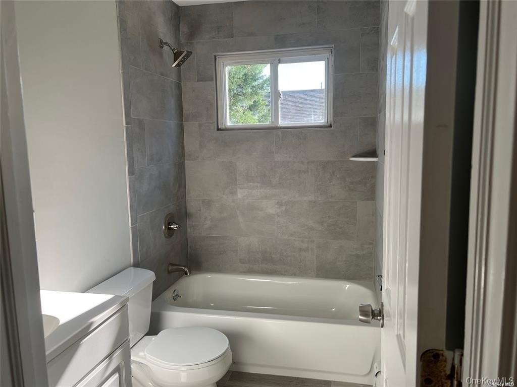 6 Rowland Pl #B - Photo 5 of 11