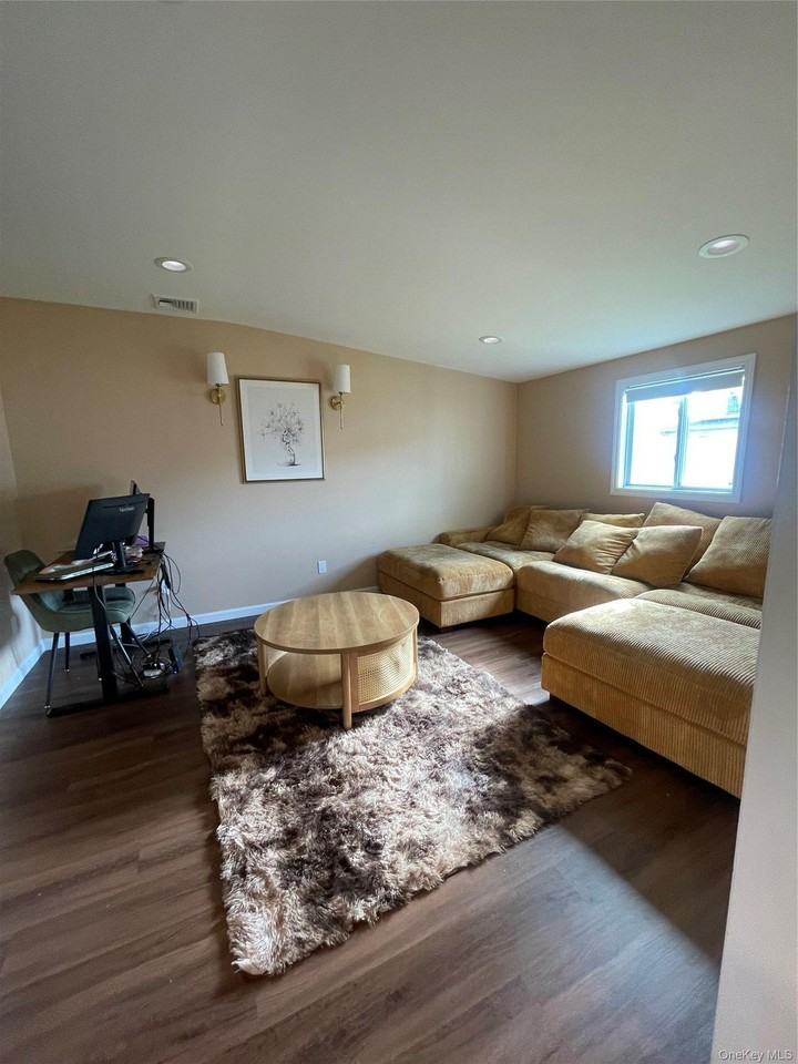 11 Skylark Ln - Photo 5 of 11