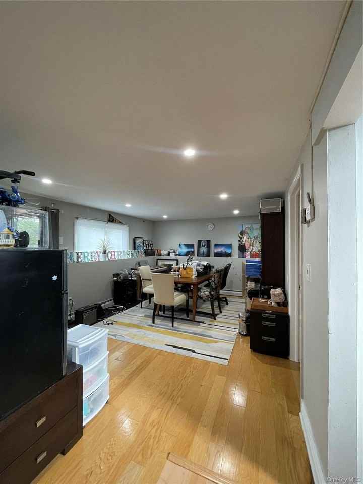 5 Jeffrey Ct - Photo 3 of 6