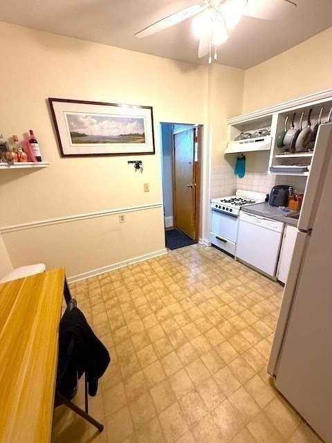 281 E St #1 - Photo 2 of 9