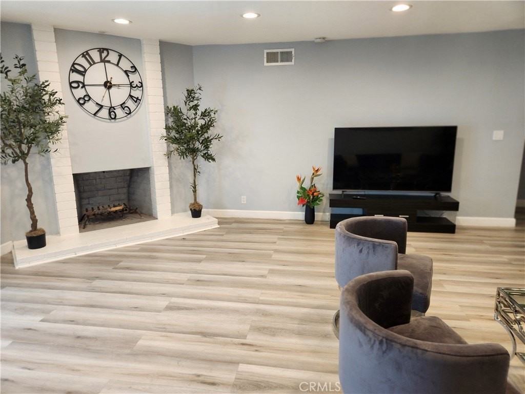 7847 Goodland Ave - Photo 3 of 12