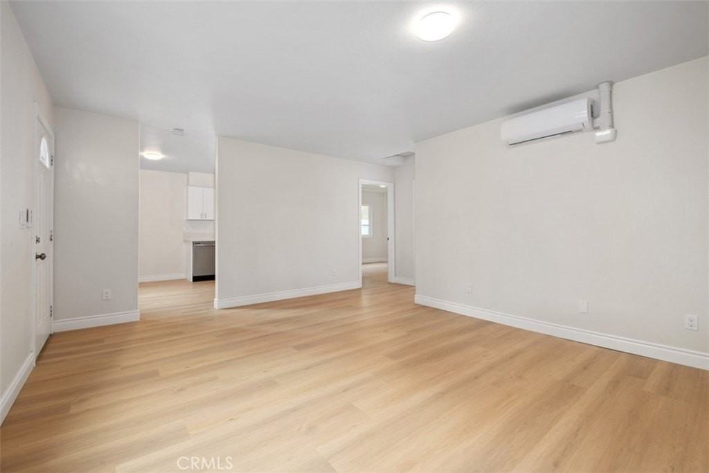 1009 N N Parton - Photo 6 of 17