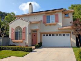 featured image of 1 Halcyon Ln