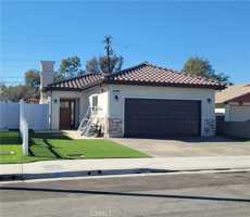 featured image of 15478 Esther St