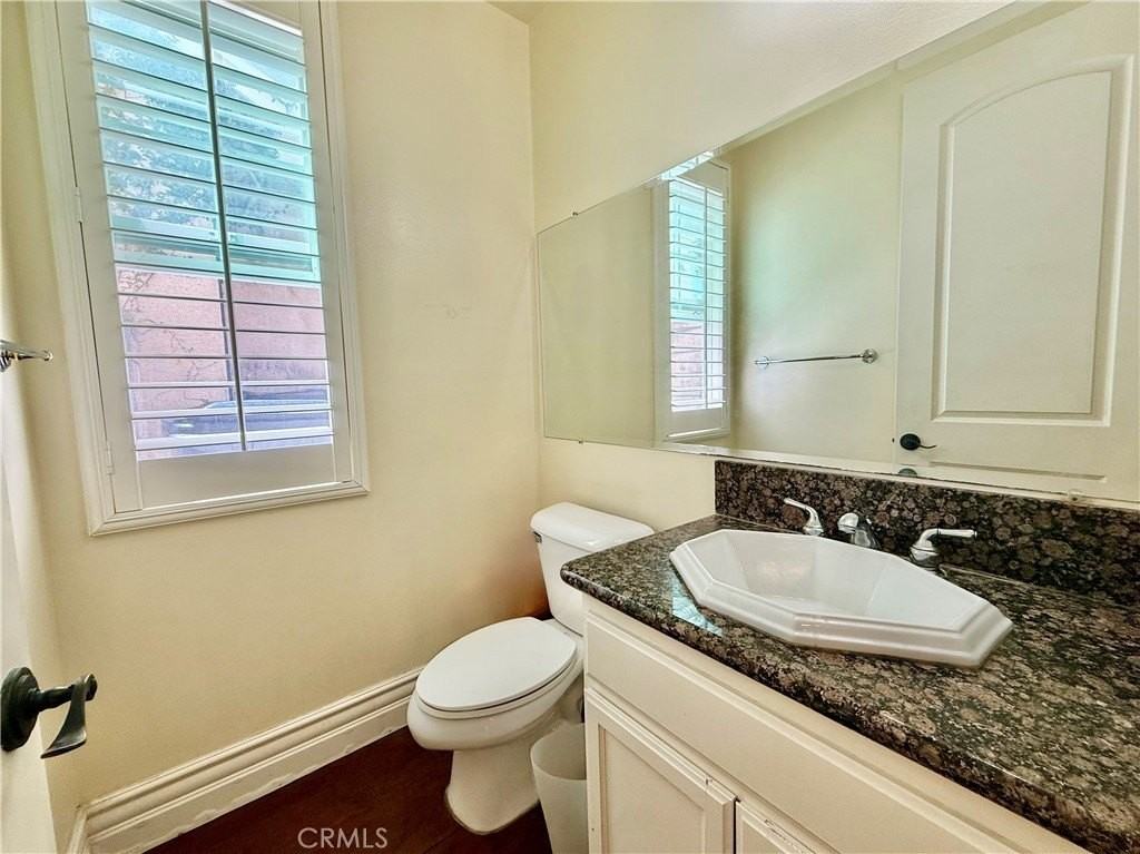 203 S 3rd Ave #B - Photo 5 of 16