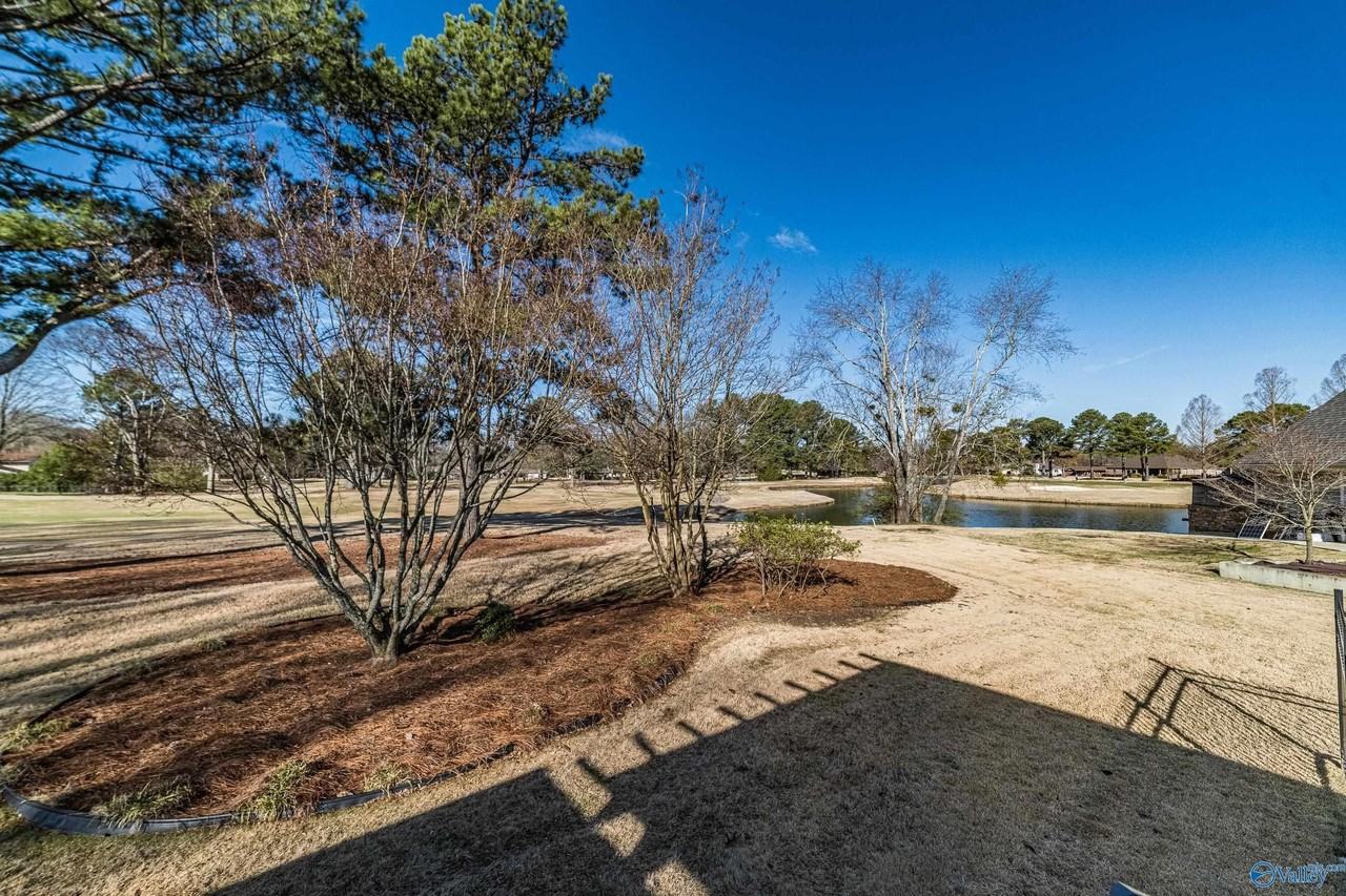 1300 Wind River Cir Se - Photo 4 of 50