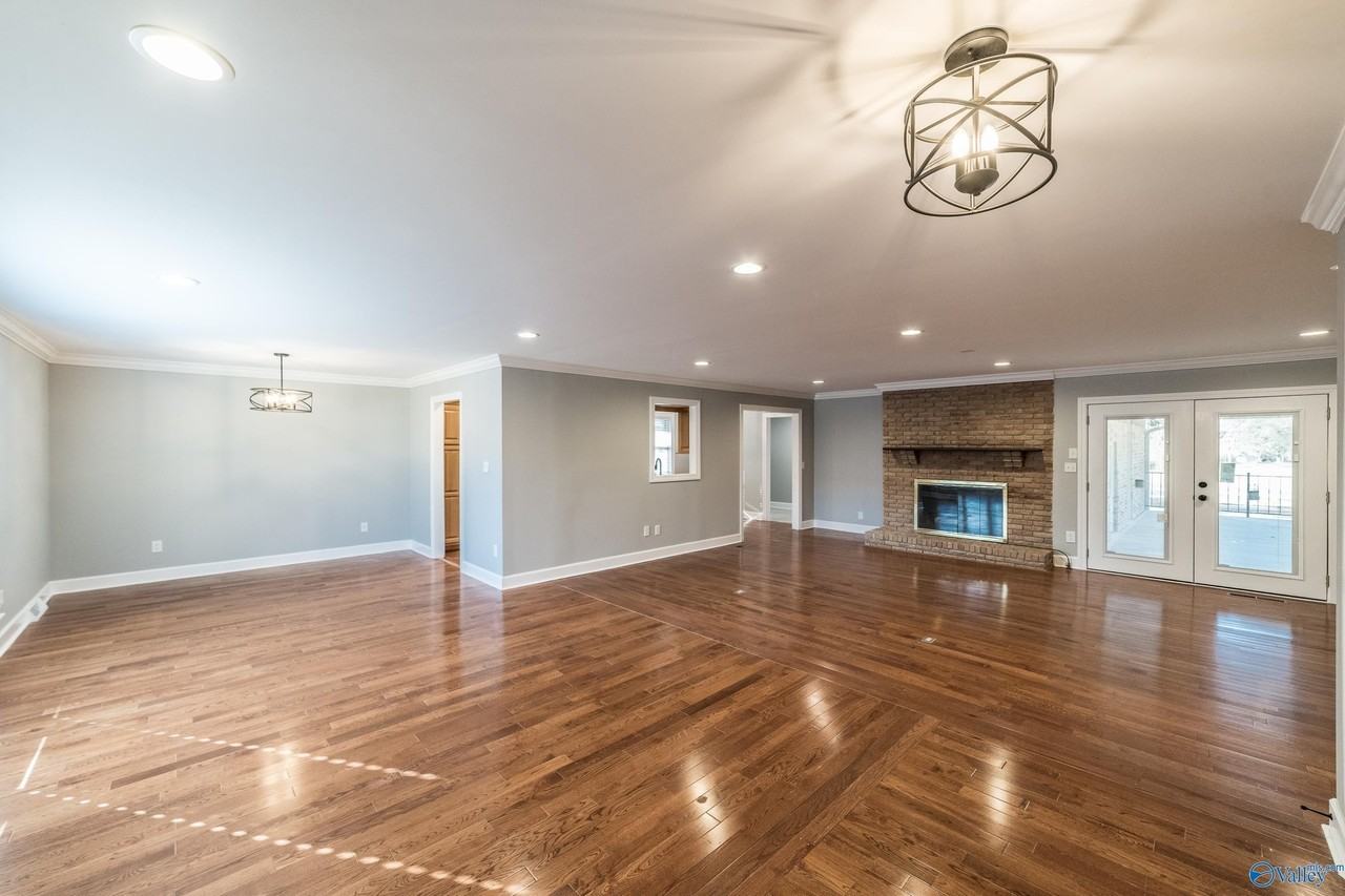 1300 Wind River Cir Se - Photo 6 of 50