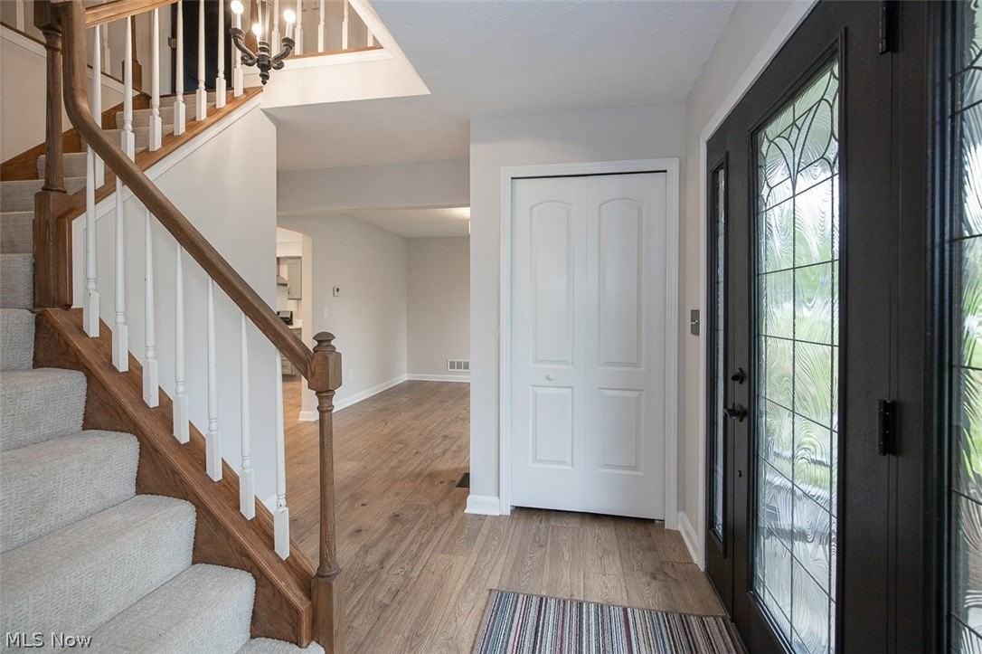 7528 Lakedge Ct - Photo 2 of 38