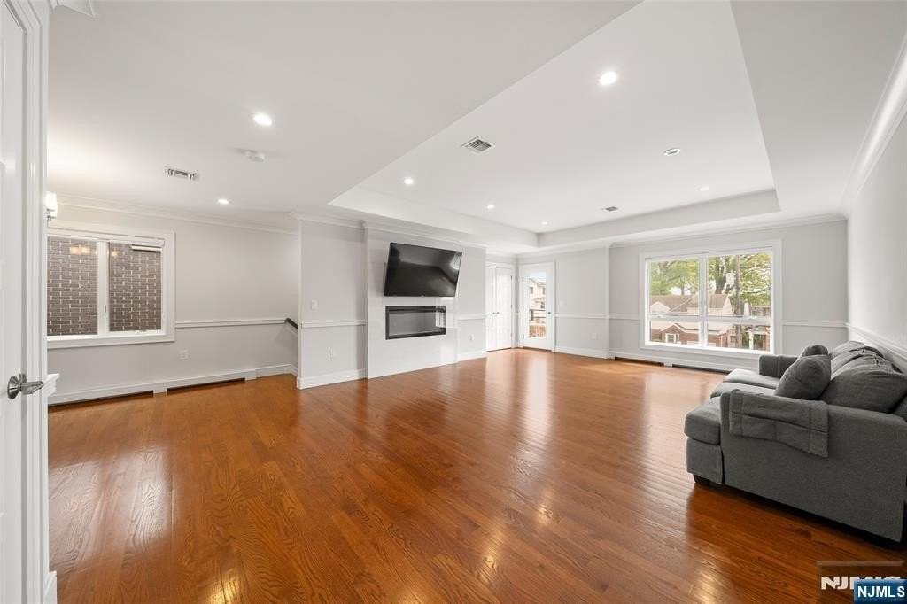 43 Henry Ave - Photo 4 of 22