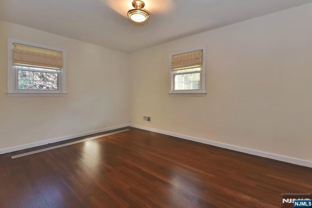 4 Marconi St - Photo 4 of 35
