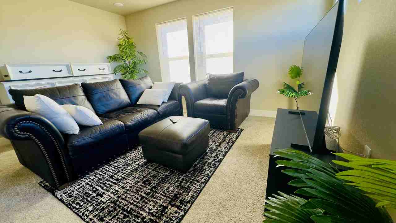 5409 Sidewinder Drive - Photo 2 of 22