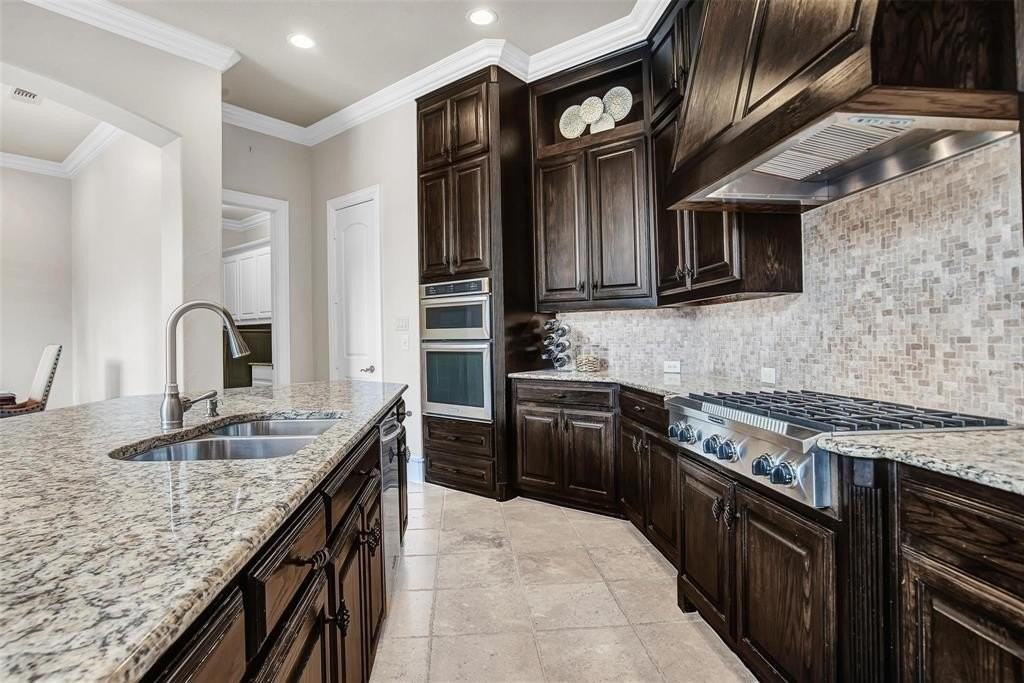 4828 Pyramid Dr - Photo 4 of 4