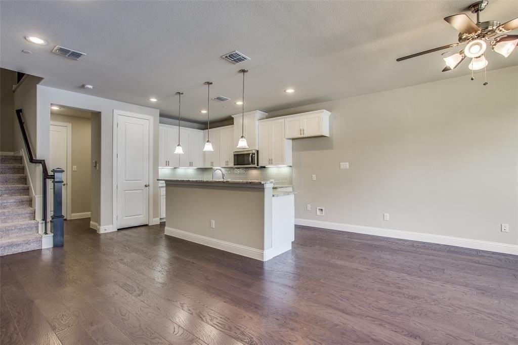 6329 Fortuna Ln - Photo 4 of 25