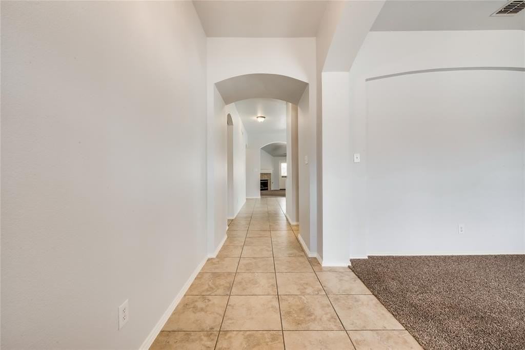 4005 Ringdove Way - Photo 5 of 30