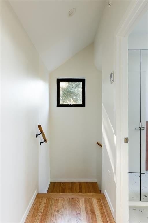 11644 Colmar St - Photo 4 of 12