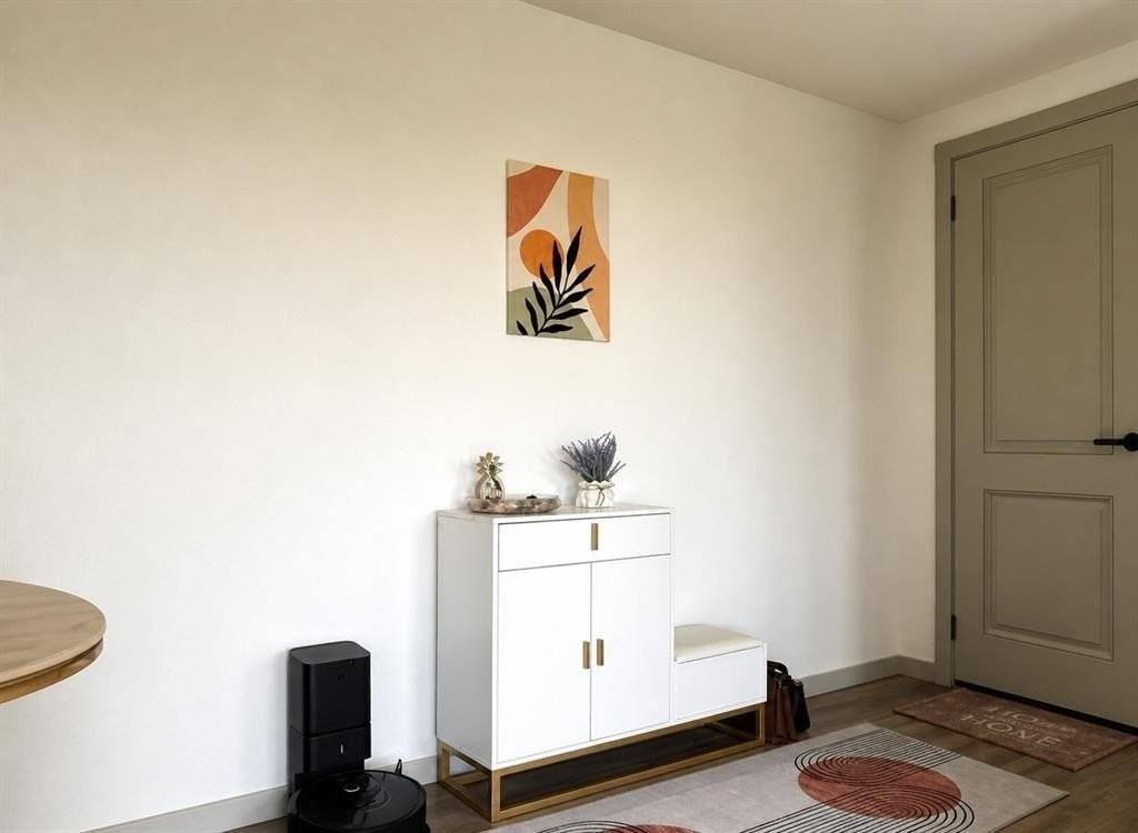 212 Venice Ave - Photo 3 of 24