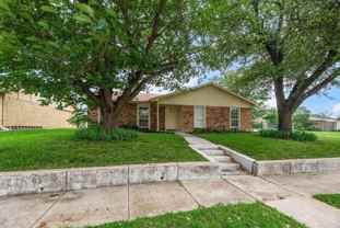 5801 Redwood Ln - Photo 1 of 1