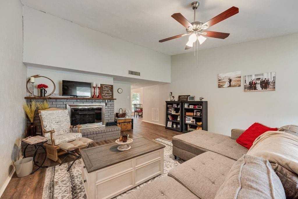 5801 Redwood Ln - Photo 6 of 19