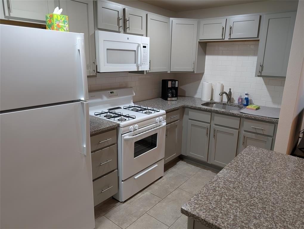6117 Bandera Ave #B - Photo 2 of 6