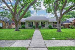 featured image of 1404 Seminole Dr